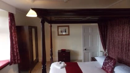 Famnily Room